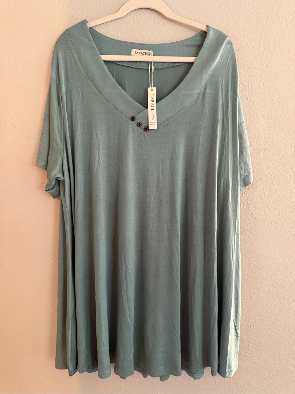 LARACE Dusty Sage V-Neck Short Sleeve Tunic